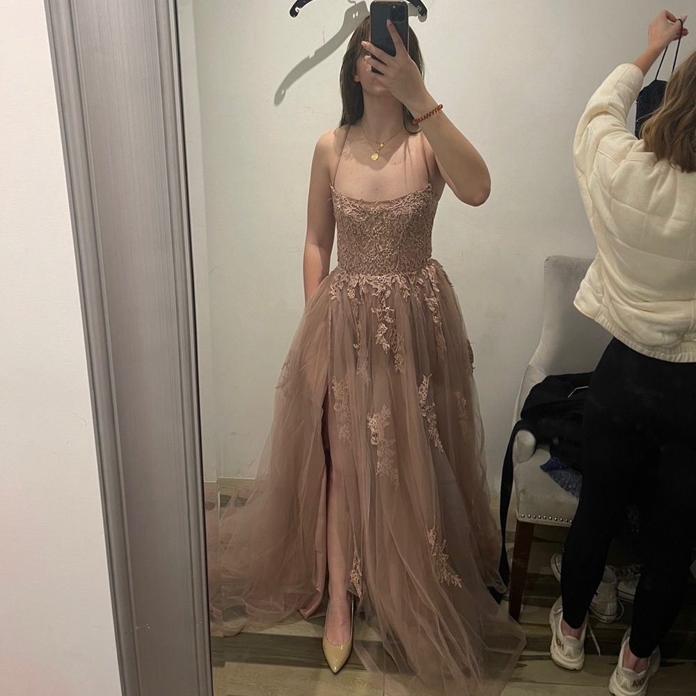 René The Label Alisha Gown in Mauve